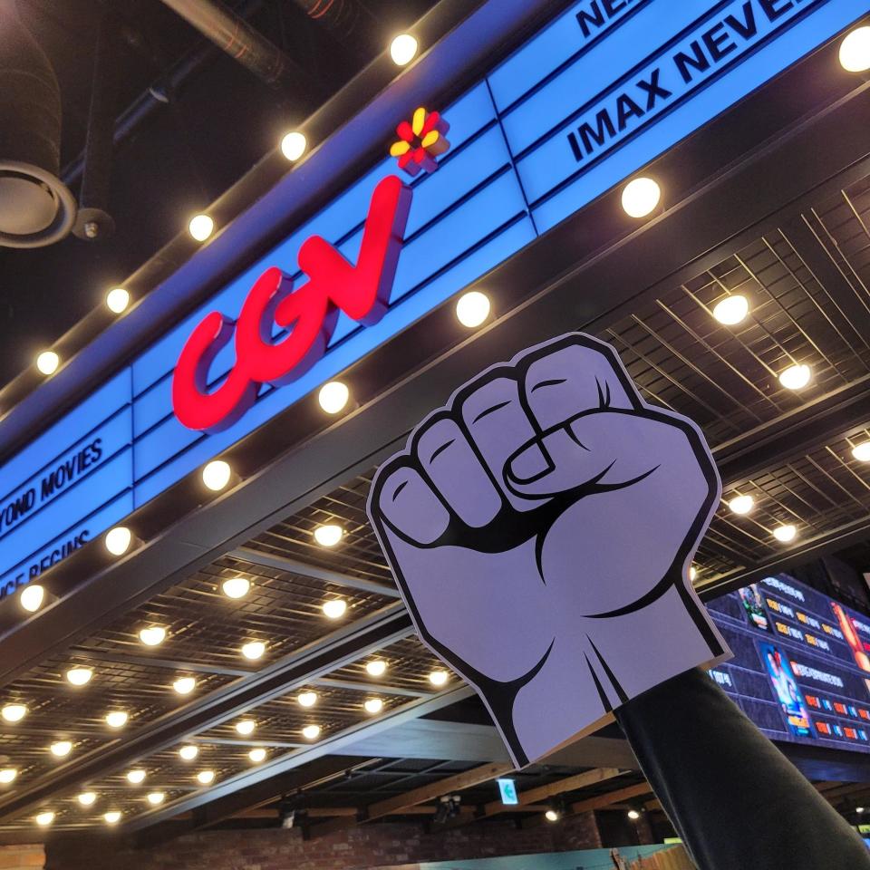 包含CGV在內的韓國連鎖影院遭控假造票房。（圖／翻攝自CGV IG）