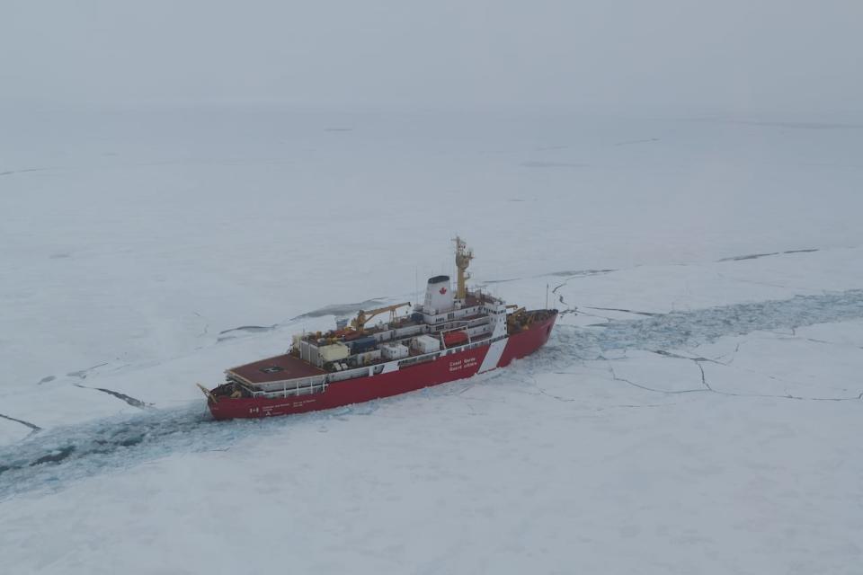 CCGS Louis S. St-Laurent on Sept 18th, 2016 seen from CCG helicopter.