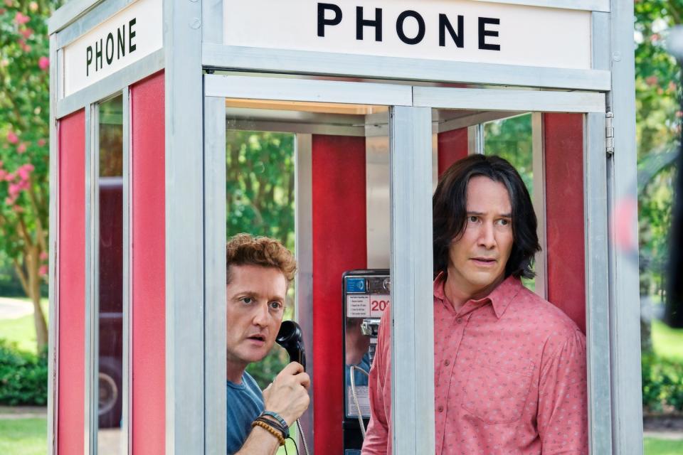 BILL & TED FACE THE MUSIC, (aka BILL AND TED FACE THE MUSIC), from left: Alex Winter, Keanu Reeves, 2020. ph: Patti Perret / © Orion Pictures / Courtesy Everett Collection