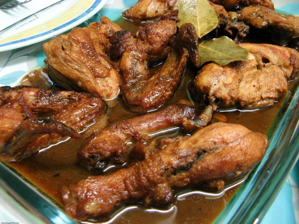Lutong Bahay - Chicken Adobo