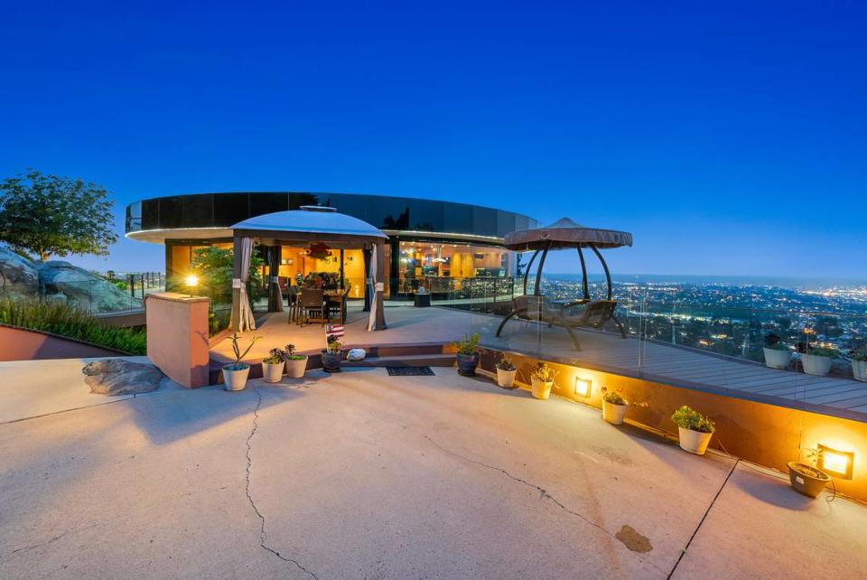 The gorgeous estate is now listed for $5.3 million and it needs to be seen to be believed.