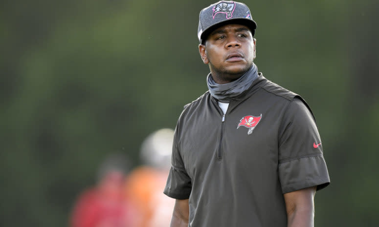 Tampa Bay offensive coordinator Byron Leftwich looks off to his left.