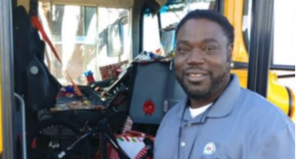 Bus driver Curtis Jenkins was praised by parents for the kind act. Source: Facebook