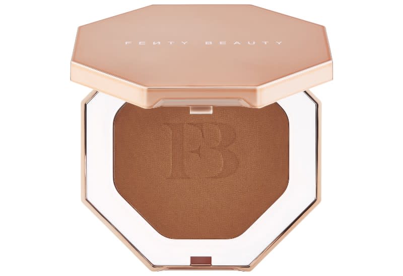 Sun Stalk'r Instant Warmth Bronzer by Fenty Beauty by Rihanna (Photo: Sephora)