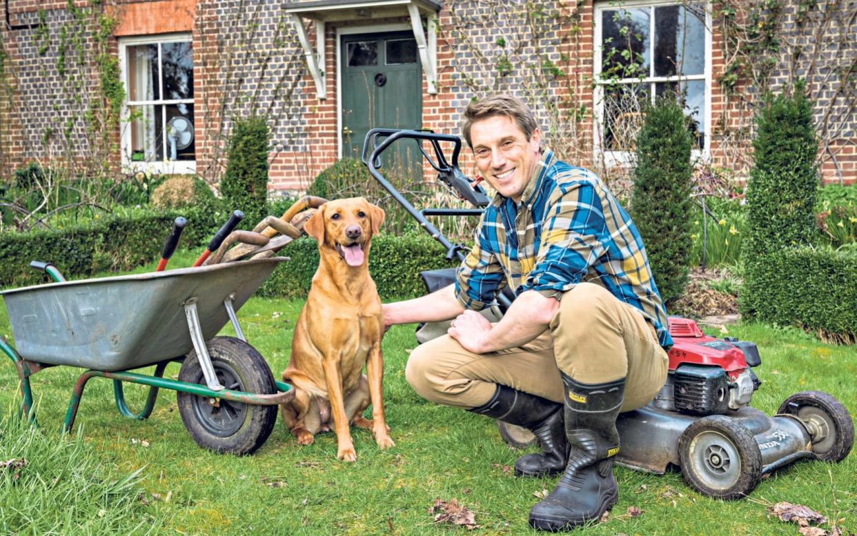 how to get your garden spring ready in one weekend jobs uk 2022 lawn roses shrubs plant grow prune - Andrew Crowley