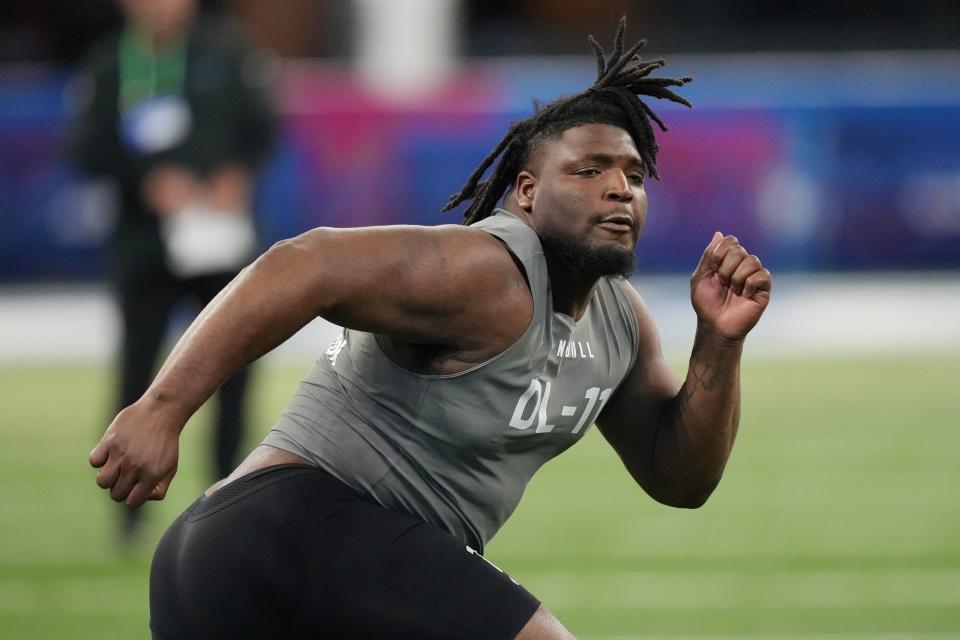 Feb 29, 2024; Indianapolis, IN, USA; Texas A&M defensive lineman McKinnley Jackson (DL11) works out during the 2024 NFL Combine at Lucas Oil Stadium. Mandatory Credit: Kirby Lee-USA TODAY Sports