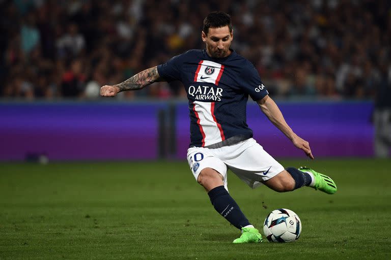 Un Lionel Messi muy activo en ataque, desde el inicio del partido entre Toulouse y PSG