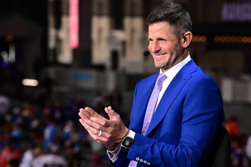 ESPN analyst Dan Orlovsky will provide color commentary during the Dolphins’ home “Monday Night Football” game against the Tennessee Titans.