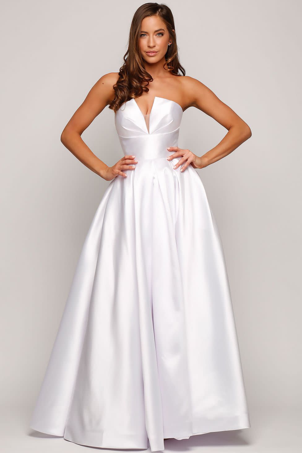 Tina Holly Capricorn Gown