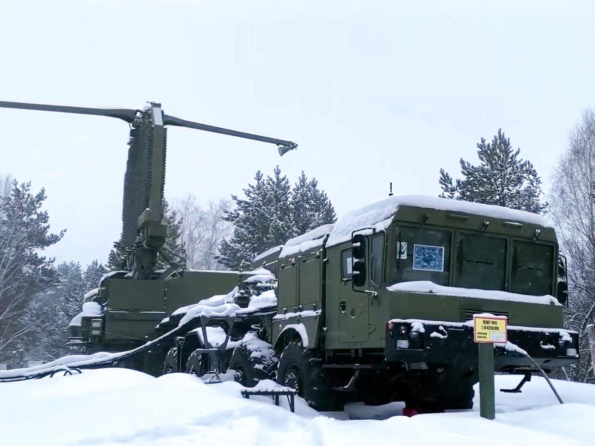 Россия отправляет драгоценные самолеты С-400 для покрытия потерь в Украине, поскольку она уже жертвует ПВО на границах НАТО: разведка Великобритании
