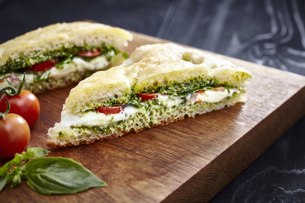 Tomato Pesto Sandwich