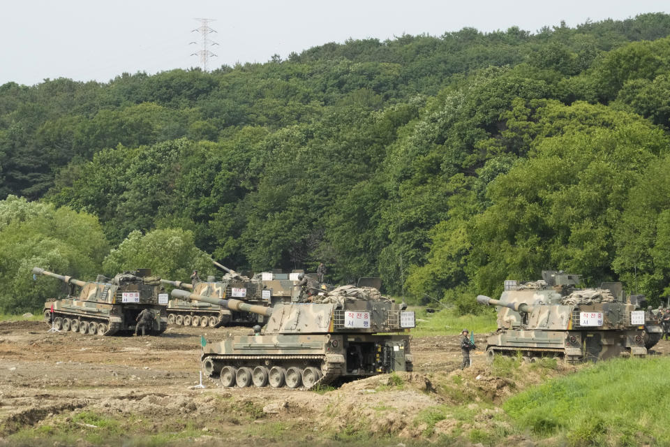 South Korean army K-9 self-propelled howitzers take positions in Paju, South Korea, near the border with North Korea, Wednesday, May 31, 2023. North Korea's attempt to put the country's first spy satellite into space failed Wednesday in a setback to leader Kim Jong Un's push to boost his military capabilities as tensions with the United States and South Korea rise. (AP Photo/Ahn Young-joon)