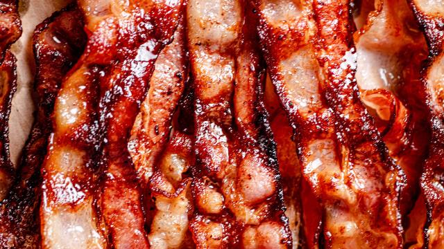 Shoppers Say This Pan Is the Best Way to Cook Bacon