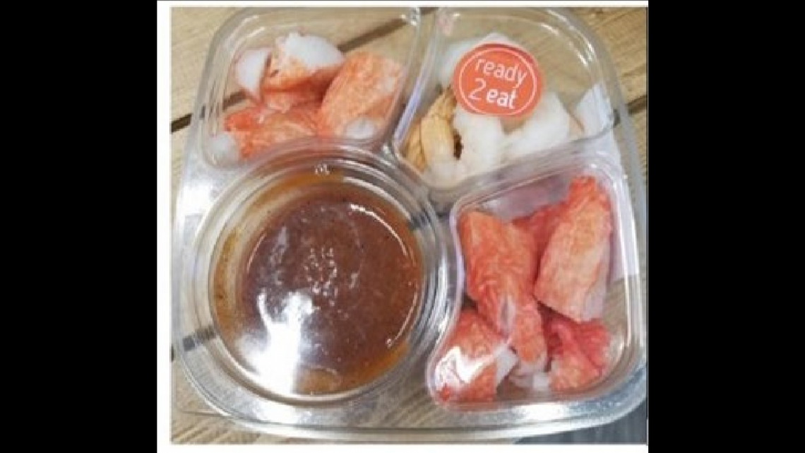 Recalled ready2eat Crab & Shrimp with Cocktail Sauce