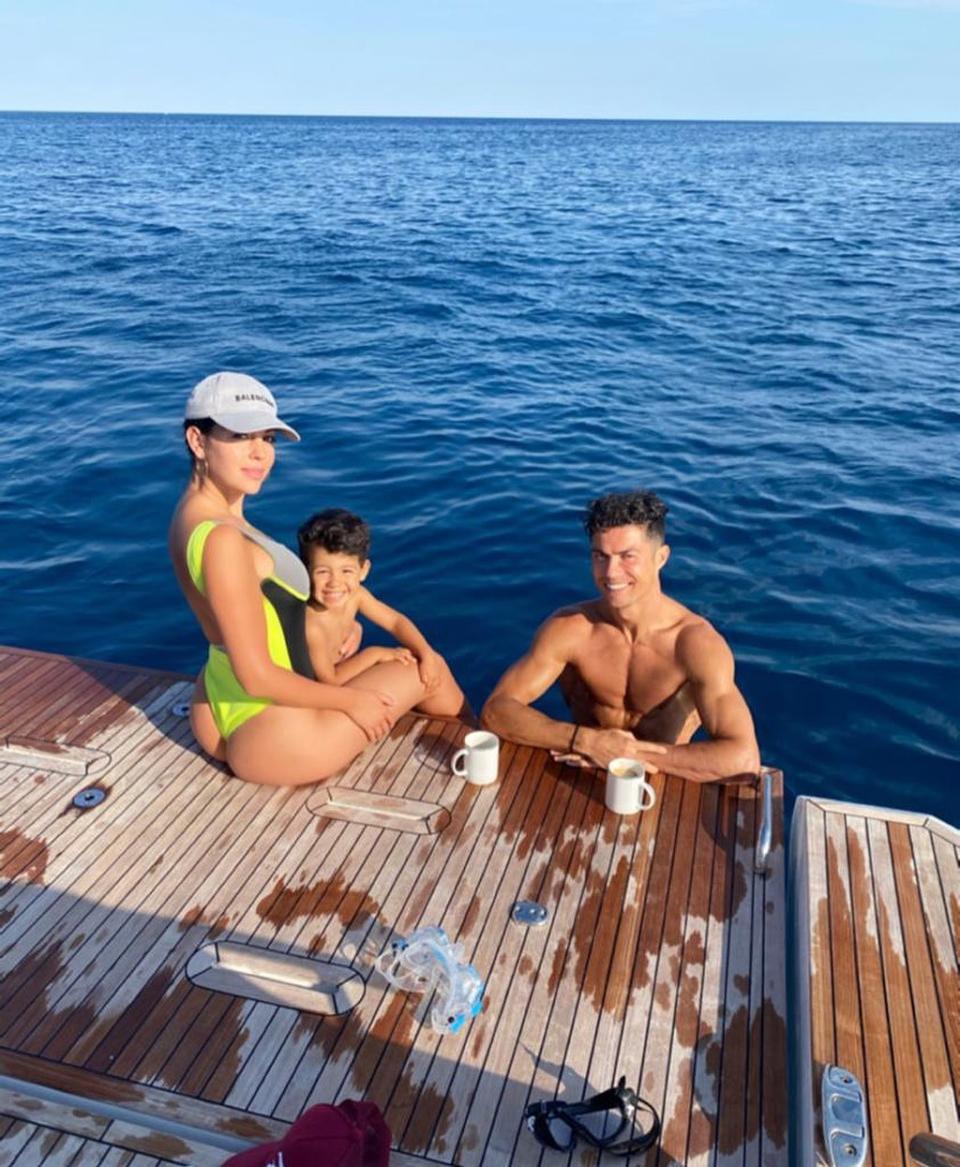 EN IMAGES - ÉTÉ 2020 : les stars en vacances