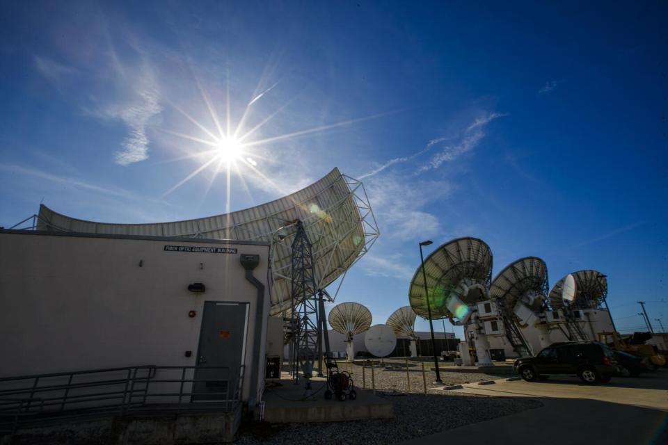 DirecTV satellite dishes. (Allen J. Schaben / Los Angeles Times)