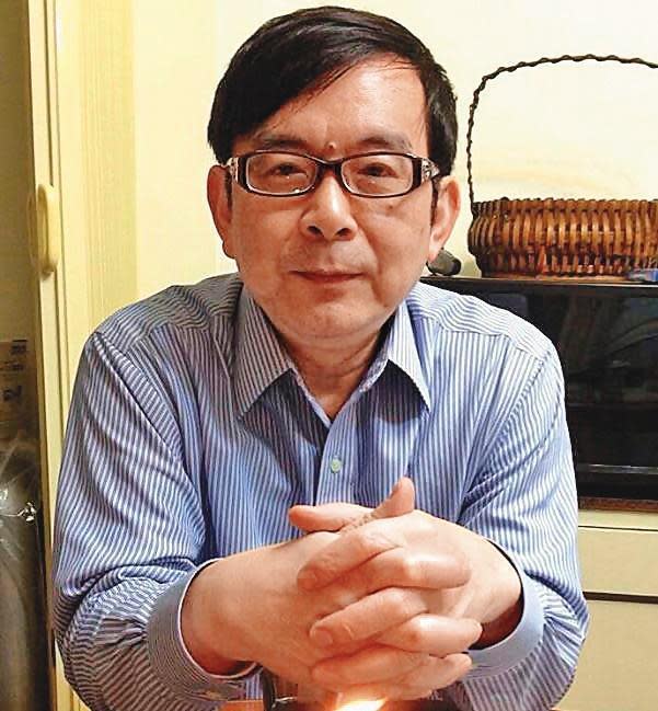 台灣感染症醫學會理事長黃立民認為，須更嚴格管控中、港、澳返台人士，「一個都不能漏」，才能防堵社區感染。（翻攝黃立民臉書）