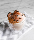 <p>La última locura ‘foodie’ en Instagram se llama Arte latte en 3D y se prepara con espuma de leche y se decora con chocolate. Foto: Instagram.com/periperipeng </p>