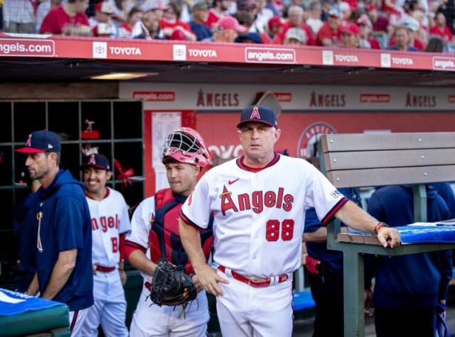 Angels infielder Gio Urshela probably out for season with broken