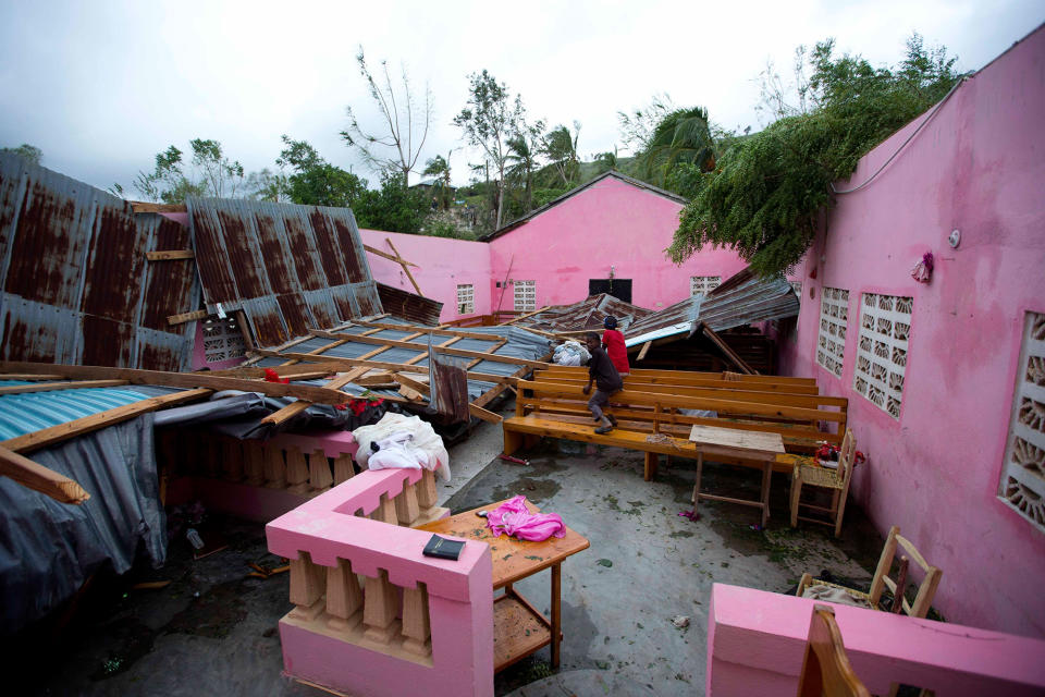 Hurricane Matthew batters Haiti and large parts of the Caribbean