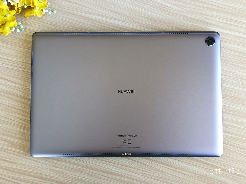 聲音最狂的 HUAWEI MediaPad M5 平板電腦開箱！大螢幕四喇叭與隨身平板手機該怎麼選呢？