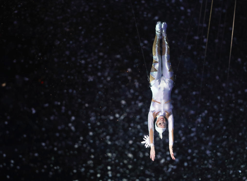 <p>Trapeze artists perform on the final day of the Ringling Bros Barnum and Bailey Circus on May 21, 2017 in Uniondale, New York. Known as “The Greatest Show on Earth”, the circus performed its final act after a 146 year run. (Bruce Bennett/Getty Images) </p>