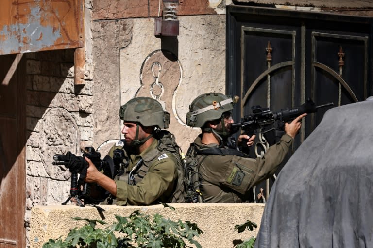 Israeli forces in Tubas, in the north of the occupied West Bank (Zain JAAFAR)