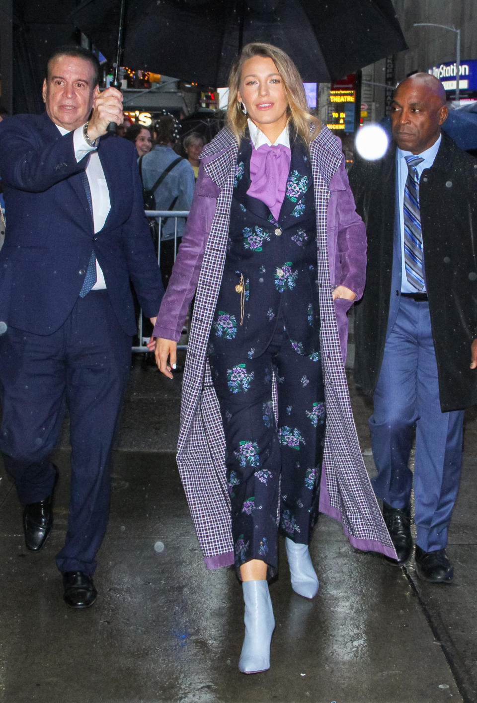 The actress was spotted outside her recent &ldquo;Good Morning America&rdquo; visit in New York on Sept. 10 wearing this navy floral Gucci suit, paired with a Bottega Veneta trenchcoat. This suit was one of five Lively wore that day.