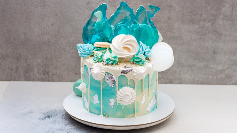 Cake with blue isomalt decorations