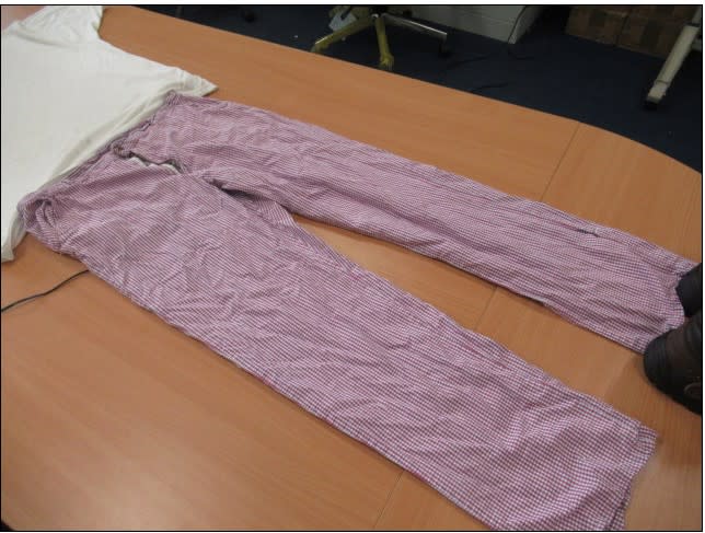 Met Police released images of the chef outfit Daniel Khalife was wearing when he escaped. (Met Police)