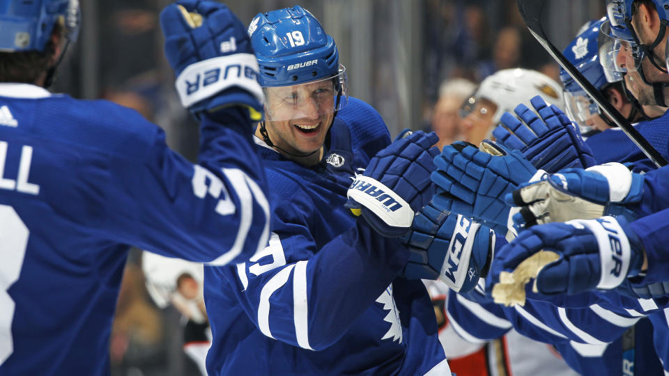 TORONTO, ON - FEBRUARY 7:  Jason Spezza #19 of the Toronto Maple Leafs celebrates a goal against the Anaheim Ducks during an NHL game at Scotiabank Arena on February 7, 2020 in Toronto, Ontario, Canada. The Maple Leafs defeated the Ducks 5-4 in overtime. (Photo by Claus Andersen/Getty Images)