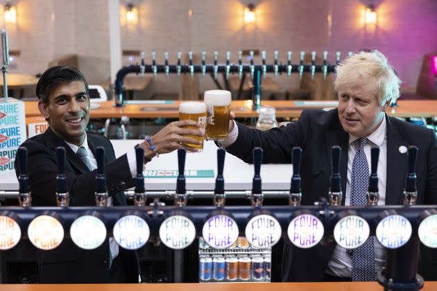 Boris Johnson and Rishi Sunak are at odds over a windfall tax. (Photo: Dan Kitwood via PA Wire/PA Images)