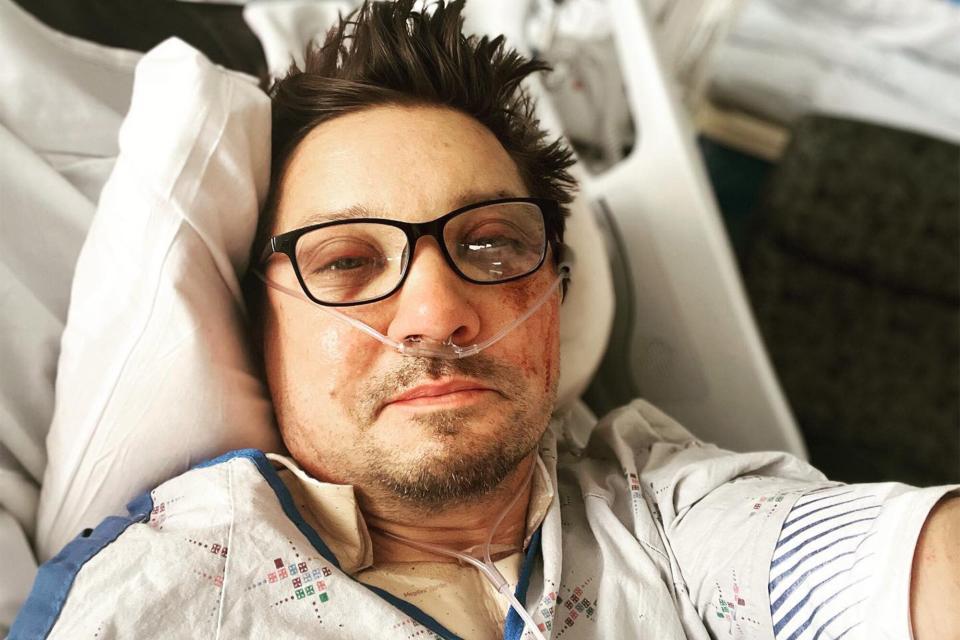 Jeremy Renner in hospital