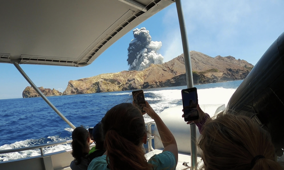 Netflix《火山危機：白島救援行動》劇照