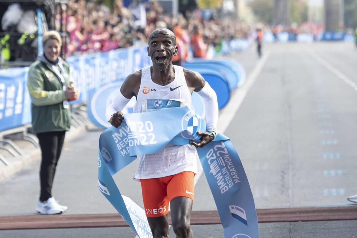 Marathon-Weltrekordler macht ordentlich Kasse