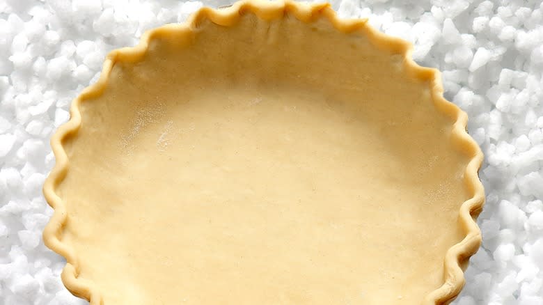 pie crust on bed of epsom salt