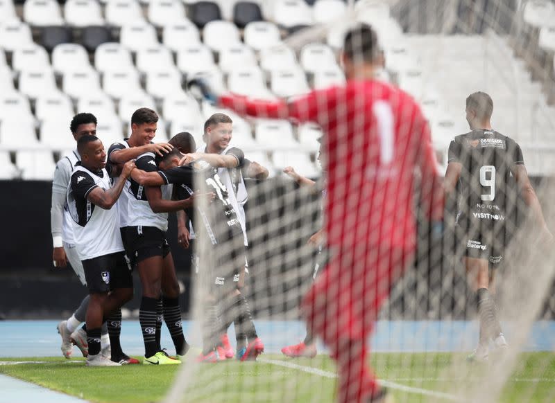 Carioca Championship - Botafogo v Cabofriense