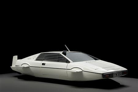 The 007 Lotus Esprit 'Submarine Car', used in the James Bond movie "The Spy Who Loved Me" is pictured in this undated handout photo. REUTERS/Tim Scott © 2013 Courtesy of RM Auctions/Handout