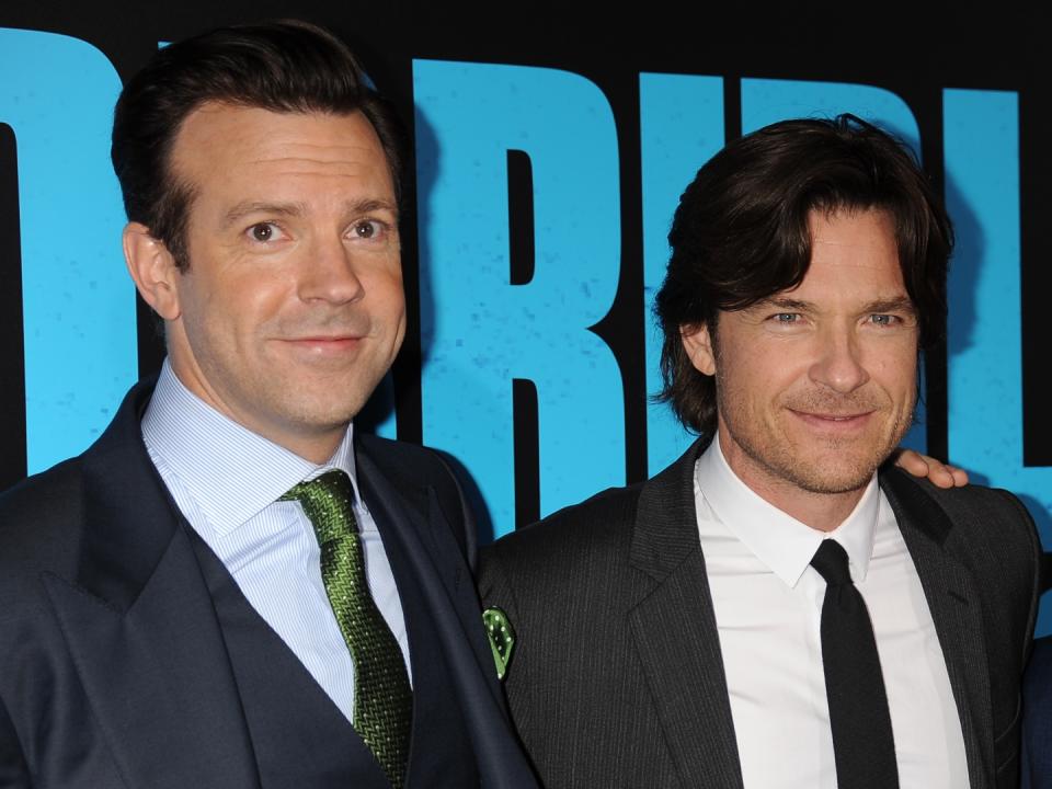 Jason Sudeikis & Jason Bateman Were Spotted On a Rare Courtside Outing With Their Kids