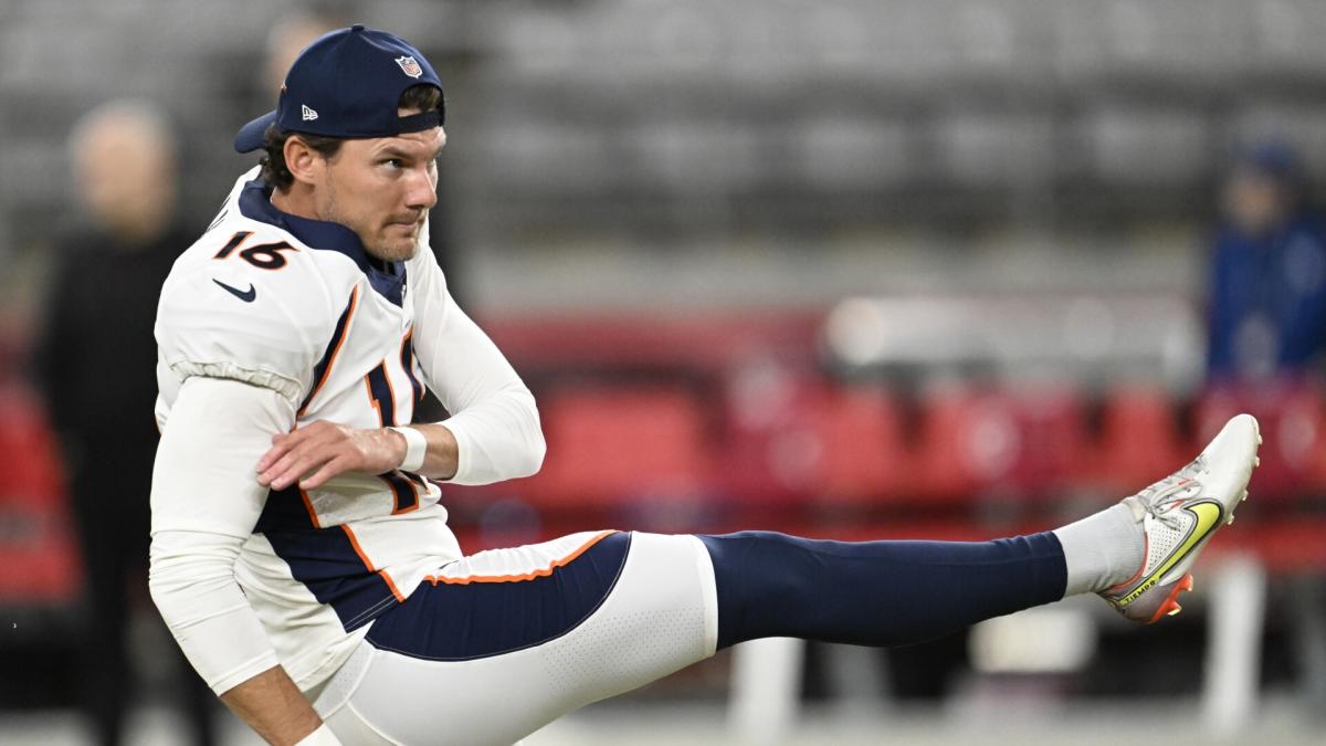 Broncos kicker Brett Maher goes 0-for-2 on field goals, Elliott