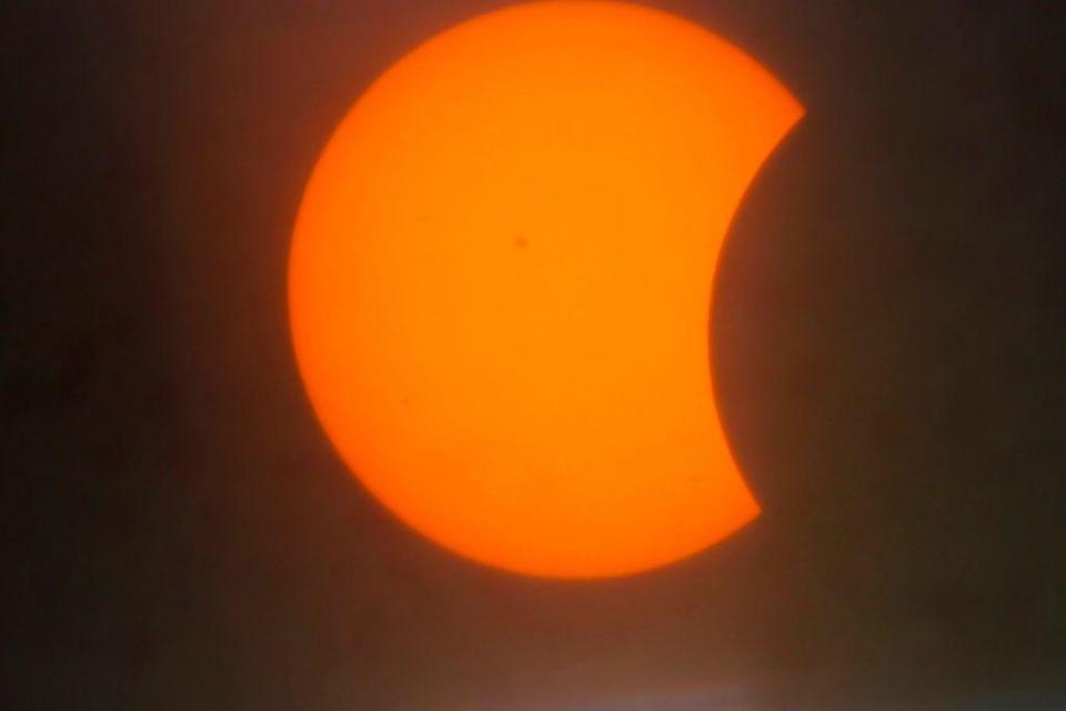 Eclipse solar total visto desde Hermosillo, México, el 8 de abril de 2024.