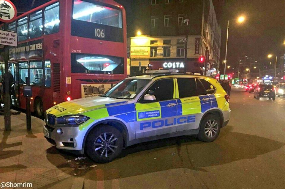 Police descended on the busy junction late on Sunday evening (Shomrim)