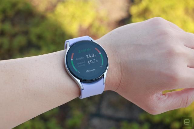 Samsung brings Twitter trends to your wrist with new watch face