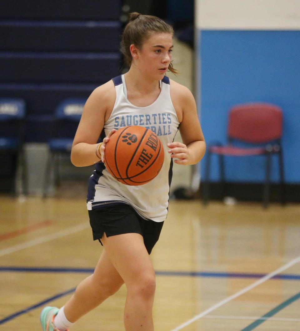 Saugerties' Natalie Tucker during Monday's Basketball Coaches Association of New York team practice at Wallkill High School on August 1, 2022. 