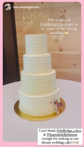 <p>Instagram/thekelseyowens</p> Kelsey Owens and Max Strong's wedding cake