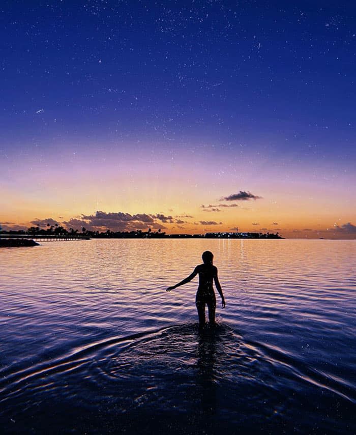 rose-ayling-ellis-maldives-beach