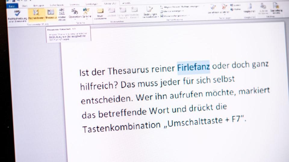 Wenn man nicht weiß, dass er da ist, wird man den Word-Thesaurus kaum entdecken.