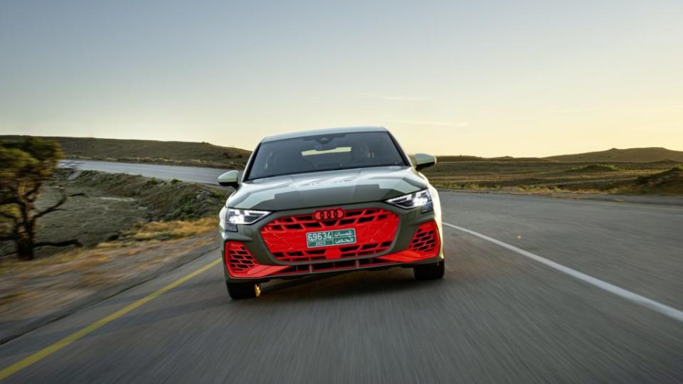 Audi於小改款後為S3 Sportback與S3 Sedan的駕駛模式選擇系統中加入Dynamic Plus模式。(圖片來源/ Audi)
