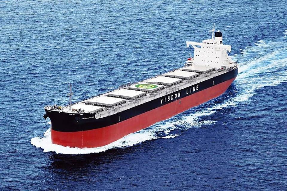 裕民子公司裕民航運（新加坡）與日本伊藤忠商社22日簽署合作備忘錄，共同探討開發及營運氨氣雙燃料散貨船。圖／本報資料照片