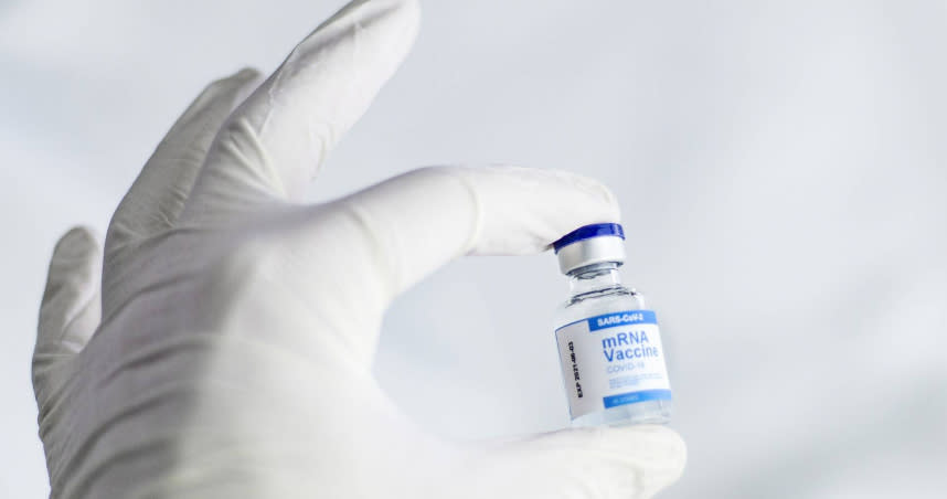 有醫師整理各種疫苗混打後的抗體效價比較。（示意圖／pixabay）